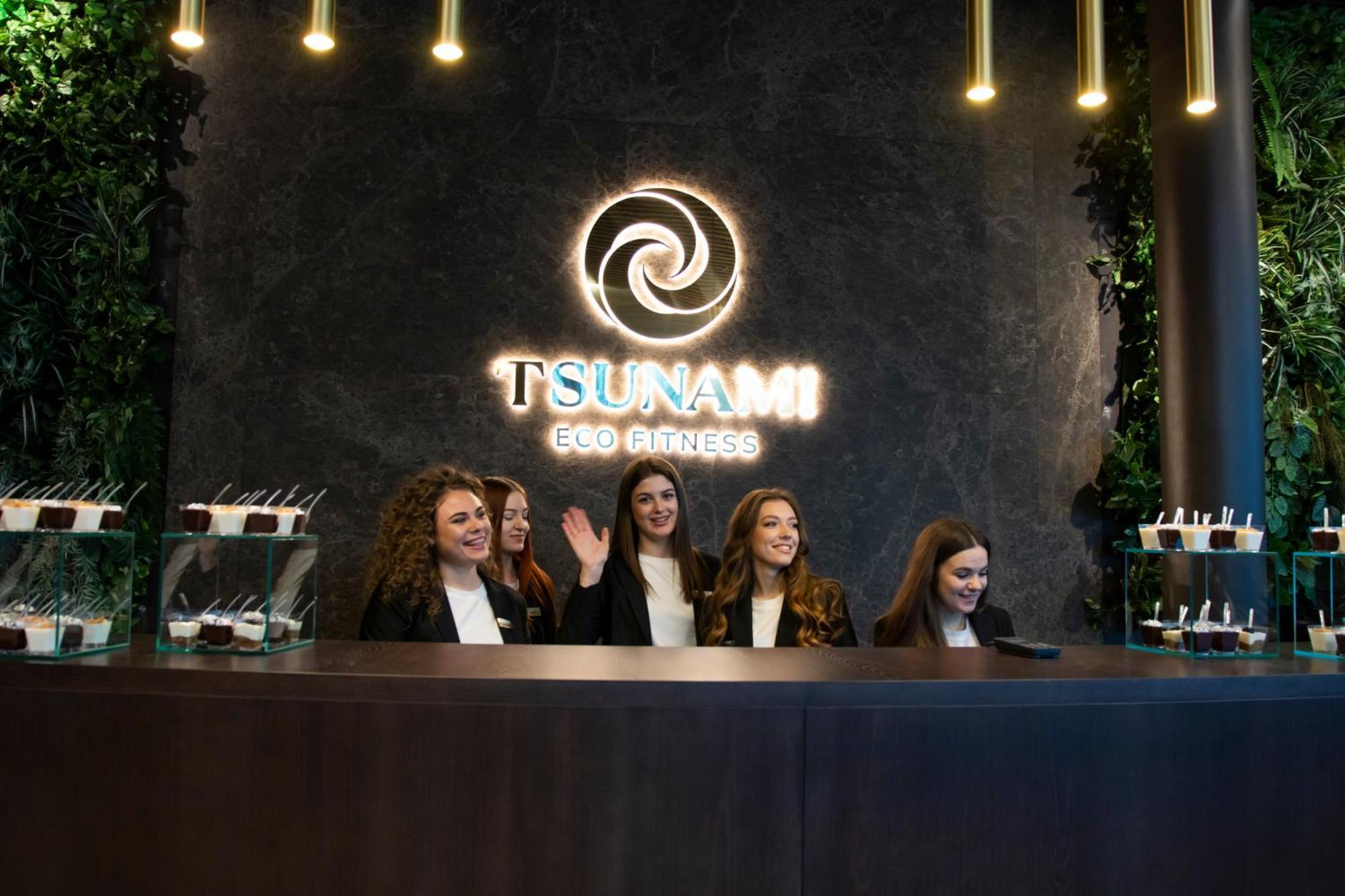 Tsunami Spa Hotel Dnipro Exterior foto